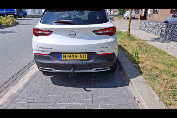 Opel Grandland X 1.2 Turbo Innovation | 2E EIGENAAR| 12 MND GARANTIE | NAVI | CAMERA | TREKHAAK | Opel Grandland X 1.2 Turbo Innovation | 2E EIGENAAR| 12 MND GARANTIE | NAVI | CAMERA | TREKHAAK |