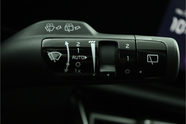 Kia Niro EV DynamicLine 64.8 kWh Automaat Apple Carplay/Android Auto - Cruise Control - Navigatie -  Keyless entry - Fabrieksgarantie tot 07-2031