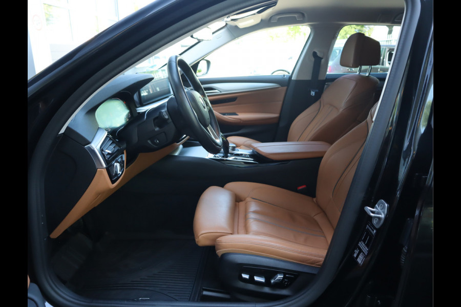 BMW 5 Serie Touring 520i High Executive Edition BMW 5 Serie Touring 520i High Executive Edition