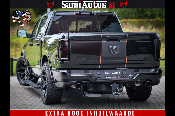 Dodge Ram 1500 Limited Night H.O 540HP 706Nm | Massage + Full Option | De Meest Luxe en Volle Pick-Up in zijn Klasse | Comfortabele Dubbele Cabine met Royale 5 Zitplaatsen | BPM vrij | Nu Leverbaar uit Voorraad | Voorraad Nr 2338 - 5404