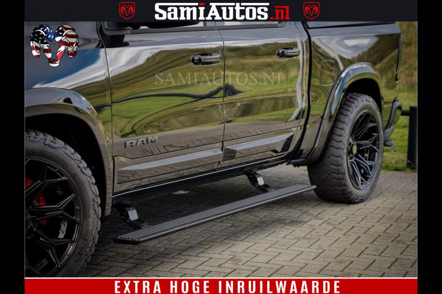 Dodge Ram 1500 Night Premium | Full Option | De Meest Luxe Pick-Up in zijn Klasse | Comfortabele Dubbele Cabine met Royale 5 Zitplaatsen | BPM vrij | Nu Leverbaar uit Voorraad | Voorraad Nr 2200 - 0886