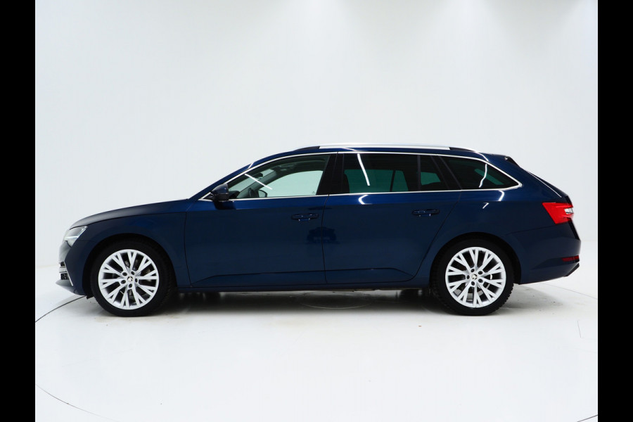 Škoda Superb Combi 1.4 TSI iV 218PK Style | Leder | Trekhaak | Adaptive Cruise | Virtual | Keyless | Memory | Carplay Škoda Superb Combi 1.4 TSI iV 218PK Style | Leder | Trekhaak | Adaptive Cruise | Virtual | Keyless | Memory | Carplay
