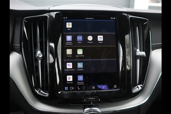 Volvo XC60 2.0 B4 R-Design /  Leder / Facelift / 21-inch Lichtmetaal Volvo XC60 2.0 B4 R-Design /  Leder / Facelift / 21-inch Lichtmetaal