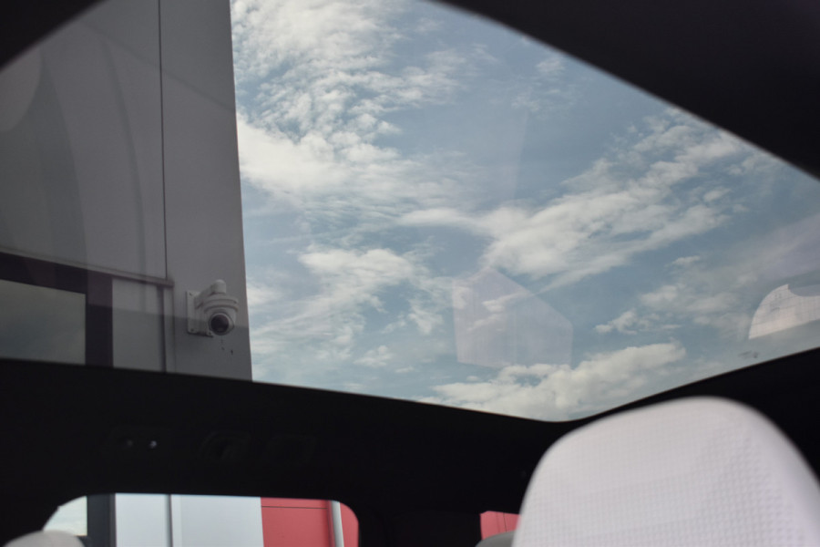 Volvo EX90 Twin Perfomance Ultra 517PK Uit Voorraad Leverbaar | Luchtvering | B&W | Woolblend | 360 Camera | 22"LMV Volvo EX90 Twin Perfomance Ultra 517PK Uit Voorraad Leverbaar | Luchtvering | B&W | Woolblend | 360 Camera | 22"LMV