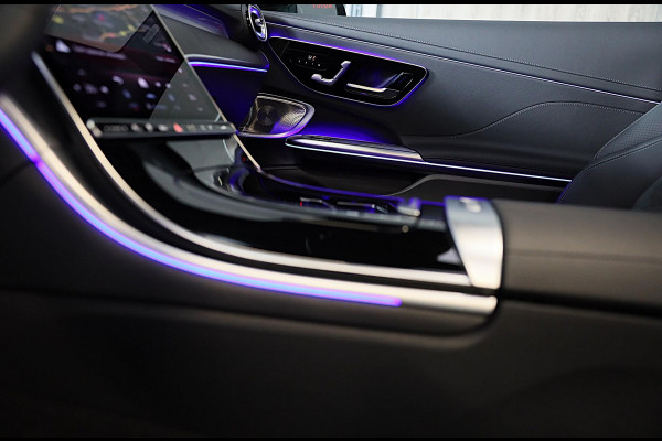 Mercedes-Benz CLE Coupé 300 e AMG Line / Head Up / 360 Camera / Acc / Lane Assist / BURMESTER / Elek Stoelen / Memory / Pano / 20 Mercedes-Benz CLE Coupé 300 e AMG Line / Head Up / 360 Camera / Acc / Lane Assist / BURMESTER / Elek Stoelen / Memory / Pano / 20