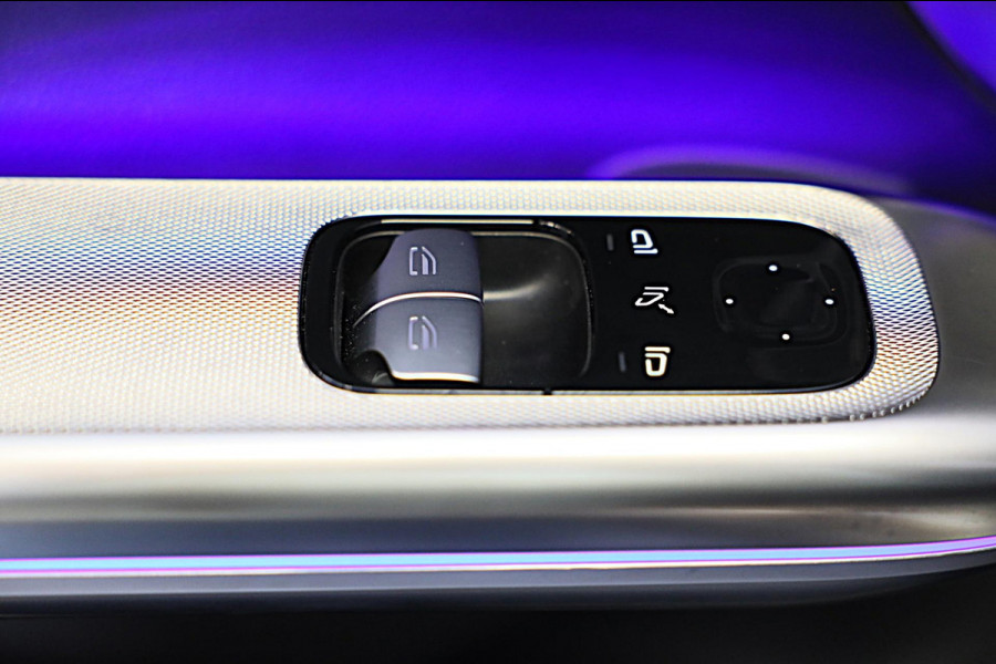 Mercedes-Benz CLE Coupé 300 e AMG Line / Head Up / 360 Camera / Acc / Lane Assist / BURMESTER / Elek Stoelen / Memory / Pano / 20 Mercedes-Benz CLE Coupé 300 e AMG Line / Head Up / 360 Camera / Acc / Lane Assist / BURMESTER / Elek Stoelen / Memory / Pano / 20