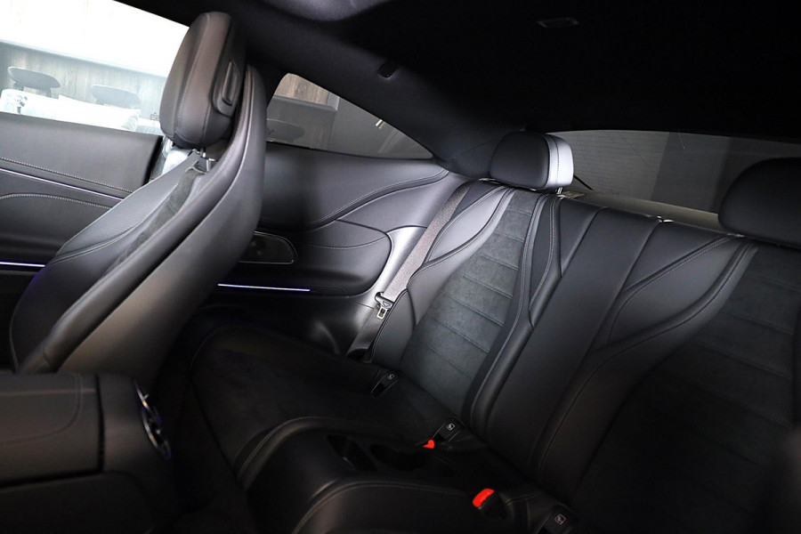 Mercedes-Benz CLE Coupé 300 e AMG Line / Head Up / 360 Camera / Acc / Lane Assist / BURMESTER / Elek Stoelen / Memory / Pano / 20 Mercedes-Benz CLE Coupé 300 e AMG Line / Head Up / 360 Camera / Acc / Lane Assist / BURMESTER / Elek Stoelen / Memory / Pano / 20