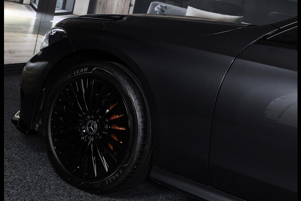 Mercedes-Benz CLE Coupé 300 e AMG Line / Head Up / 360 Camera / Acc / Lane Assist / BURMESTER / Elek Stoelen / Memory / Pano / 20 Mercedes-Benz CLE Coupé 300 e AMG Line / Head Up / 360 Camera / Acc / Lane Assist / BURMESTER / Elek Stoelen / Memory / Pano / 20