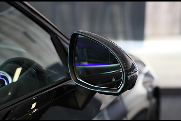 Mercedes-Benz CLE Coupé 300 e AMG Line / Head Up / 360 Camera / Acc / Lane Assist / BURMESTER / Elek Stoelen / Memory / Pano / 20 Mercedes-Benz CLE Coupé 300 e AMG Line / Head Up / 360 Camera / Acc / Lane Assist / BURMESTER / Elek Stoelen / Memory / Pano / 20