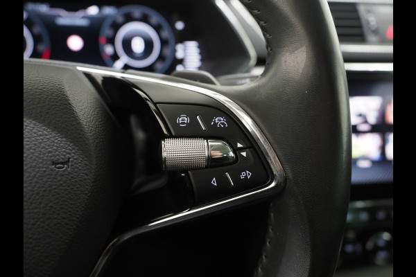Škoda Superb Combi 1.4 TSI iV 218PK Style | Leder | Trekhaak | Adaptive Cruise | Virtual | Keyless | Memory | Carplay Škoda Superb Combi 1.4 TSI iV 218PK Style | Leder | Trekhaak | Adaptive Cruise | Virtual | Keyless | Memory | Carplay