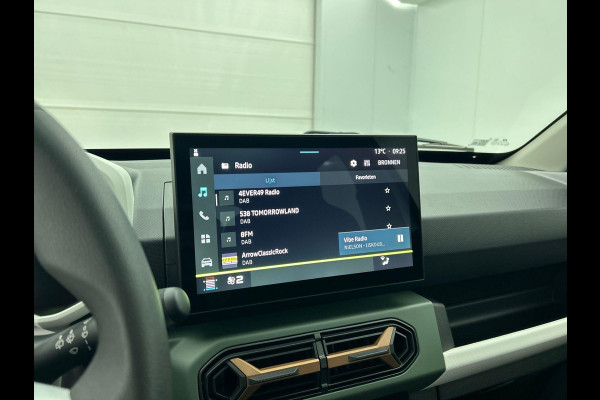 Dacia Spring Extreme 65 26.8 kWh Climate control Cruise control Parkeersensoren Achteruitrijcamera Navigatie LED Apple Carplay/ Android Auto Dacia Spring Extreme 65 26.8 kWh Climate control Cruise control Parkeersensoren Achteruitrijcamera Navigatie LED Apple Carplay/ Android Auto