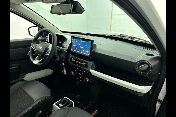 Dacia Spring Extreme 65 26.8 kWh Climate control Cruise control Parkeersensoren Achteruitrijcamera Navigatie LED Apple Carplay/ Android Auto Dacia Spring Extreme 65 26.8 kWh Climate control Cruise control Parkeersensoren Achteruitrijcamera Navigatie LED Apple Carplay/ Android Auto