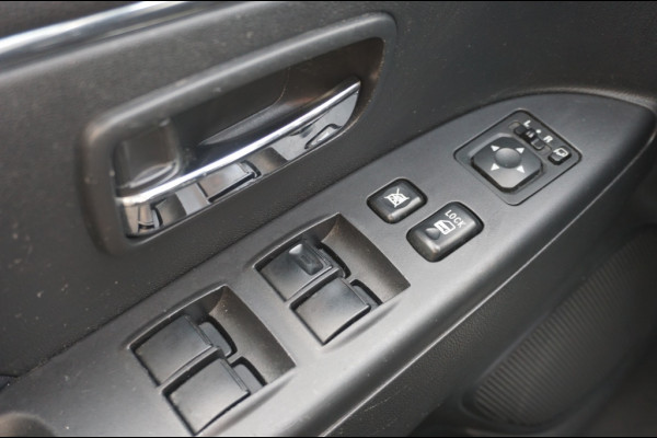 Mitsubishi ASX 117PK Instyle LEER | TREKHAAK | 4S BAND | PANO | STOELVERW! Mitsubishi ASX 117PK Instyle LEER | TREKHAAK | 4S BAND | PANO | STOELVERW!