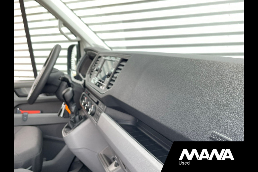 Volkswagen Crafter 2.0 TDI 140PK L3H2 Automaat Comfortline Carplay Camera Cruise control Camera Volkswagen Crafter 2.0 TDI 140PK L3H2 Automaat Comfortline Carplay Camera Cruise control Camera