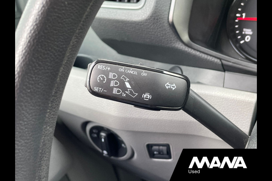 Volkswagen Crafter 2.0 TDI 140PK L3H2 Automaat Comfortline Carplay Camera Cruise control Camera Volkswagen Crafter 2.0 TDI 140PK L3H2 Automaat Comfortline Carplay Camera Cruise control Camera