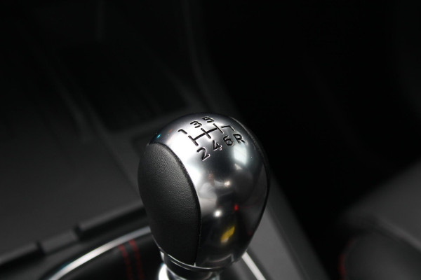 Ford Puma 1.0 EcoBoost Hybrid ST-Line X | SCI | Afneembare trekhaak |  Adaptive cruise control | 360graden camera | Winter Pack  | Dodehoekdetectie | Half Leder | Bang&Olufsen audio Ford Puma 1.0 EcoBoost Hybrid ST-Line X | SCI | Afneembare trekhaak |  Adaptive cruise control | 360graden camera | Winter Pack  | Dodehoekdetectie | Half Leder | Bang&Olufsen audio