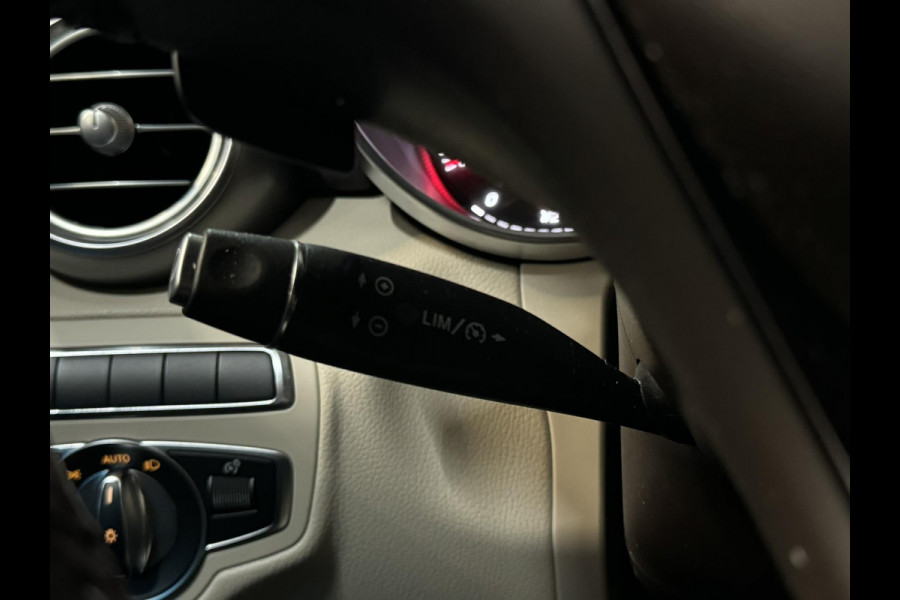 Mercedes-Benz GLC 250 4MATIC AMG Line Garantie Pano 360 Blindspot Elek Achterklep Leder StoelVW Cruise Clima Navi Rijklaar Mercedes-Benz GLC 250 4MATIC AMG Line Garantie Pano 360 Blindspot Elek Achterklep Leder StoelVW Cruise Clima Navi Rijklaar