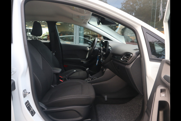 Ford Fiesta 1.0 EcoBoost Hybrid Titanium Ford Fiesta 1.0 EcoBoost Hybrid Titanium