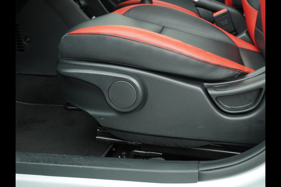 Kia Picanto 1.0 DPi GT-Line - Apple Carplay/Android Auto - Cruise Control - Climate Control -  Leren Bekleding - Navigatie - - Fabrieksgarantie tot 05-2031 Kia Picanto 1.0 DPi GT-Line - Apple Carplay/Android Auto - Cruise Control - Climate Control -  Leren Bekleding - Navigatie - - Fabrieksgarantie tot 05-2031