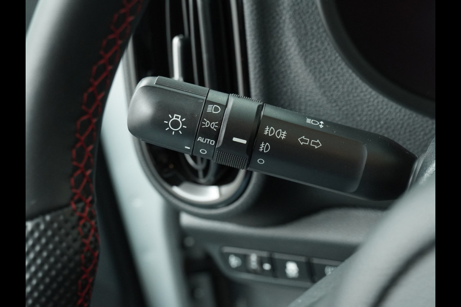 Kia Picanto 1.0 DPi GT-Line - Apple Carplay/Android Auto - Cruise Control - Climate Control -  Leren Bekleding - Navigatie - - Fabrieksgarantie tot 05-2031 Kia Picanto 1.0 DPi GT-Line - Apple Carplay/Android Auto - Cruise Control - Climate Control -  Leren Bekleding - Navigatie - - Fabrieksgarantie tot 05-2031