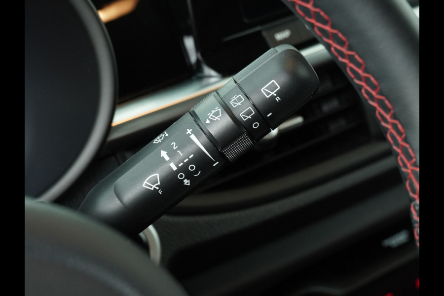 Kia Picanto 1.0 DPi GT-Line - Apple Carplay/Android Auto - Cruise Control - Climate Control -  Leren Bekleding - Navigatie - - Fabrieksgarantie tot 05-2031 Kia Picanto 1.0 DPi GT-Line - Apple Carplay/Android Auto - Cruise Control - Climate Control -  Leren Bekleding - Navigatie - - Fabrieksgarantie tot 05-2031