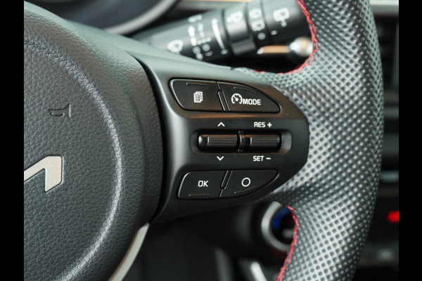 Kia Picanto 1.0 DPi GT-Line - Apple Carplay/Android Auto - Cruise Control - Climate Control -  Leren Bekleding - Navigatie - - Fabrieksgarantie tot 05-2031 Kia Picanto 1.0 DPi GT-Line - Apple Carplay/Android Auto - Cruise Control - Climate Control -  Leren Bekleding - Navigatie - - Fabrieksgarantie tot 05-2031