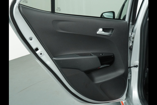 Kia Picanto 1.0 DPi GT-Line - Apple Carplay/Android Auto - Cruise Control - Climate Control -  Leren Bekleding - Navigatie - - Fabrieksgarantie tot 05-2031 Kia Picanto 1.0 DPi GT-Line - Apple Carplay/Android Auto - Cruise Control - Climate Control -  Leren Bekleding - Navigatie - - Fabrieksgarantie tot 05-2031