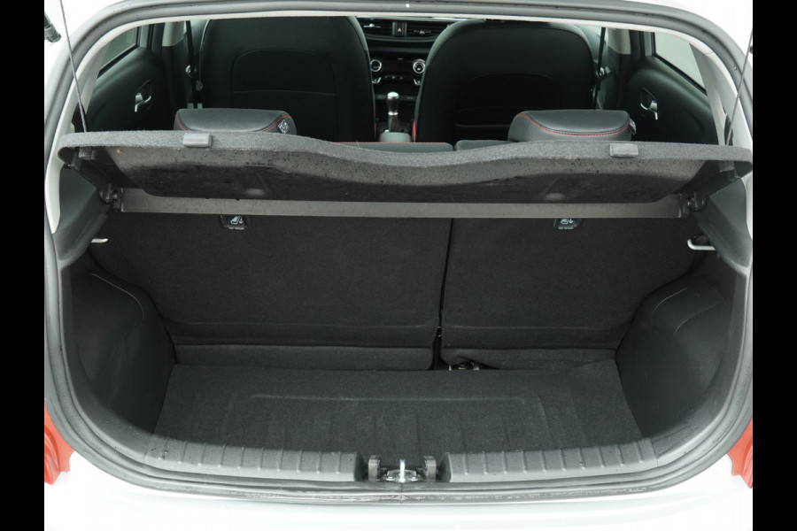 Kia Picanto 1.0 DPi GT-Line - Apple Carplay/Android Auto - Cruise Control - Climate Control -  Leren Bekleding - Navigatie - - Fabrieksgarantie tot 05-2031 Kia Picanto 1.0 DPi GT-Line - Apple Carplay/Android Auto - Cruise Control - Climate Control -  Leren Bekleding - Navigatie - - Fabrieksgarantie tot 05-2031