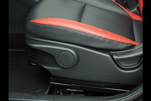 Kia Picanto 1.0 DPi GT-Line - Apple Carplay/Android Auto - Cruise Control - Climate Control - Lederen Bekleding - Navigatie - - Fabrieksgarantie tot 05-2031 Kia Picanto 1.0 DPi GT-Line - Apple Carplay/Android Auto - Cruise Control - Climate Control - Lederen Bekleding - Navigatie - - Fabrieksgarantie tot 05-2031