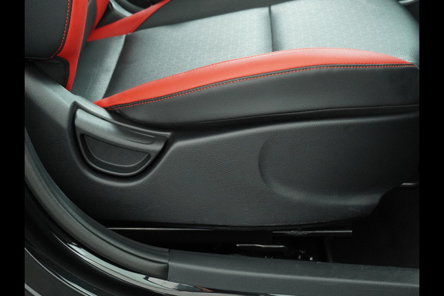 Kia Picanto 1.0 DPi GT-Line - Apple Carplay/Android Auto - Cruise Control - Climate Control - Lederen Bekleding - Navigatie - - Fabrieksgarantie tot 05-2031 Kia Picanto 1.0 DPi GT-Line - Apple Carplay/Android Auto - Cruise Control - Climate Control - Lederen Bekleding - Navigatie - - Fabrieksgarantie tot 05-2031