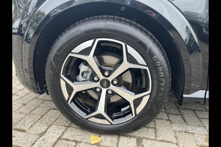 Ford Puma 1.0 EcoBoost Hybrid ST-Line X 125pk | Driver Assistance Pack | Matrix Led Koplampen | Winterpack | All Weather banden | Panorama dak Ford Puma 1.0 EcoBoost Hybrid ST-Line X 125pk | Driver Assistance Pack | Matrix Led Koplampen | Winterpack | All Weather banden | Panorama dak