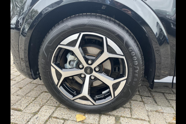 Ford Puma 1.0 EcoBoost Hybrid ST-Line X 125pk | Driver Assistance Pack | Matrix Led Koplampen | Winterpack | All Weather banden | Panorama dak Ford Puma 1.0 EcoBoost Hybrid ST-Line X 125pk | Driver Assistance Pack | Matrix Led Koplampen | Winterpack | All Weather banden | Panorama dak