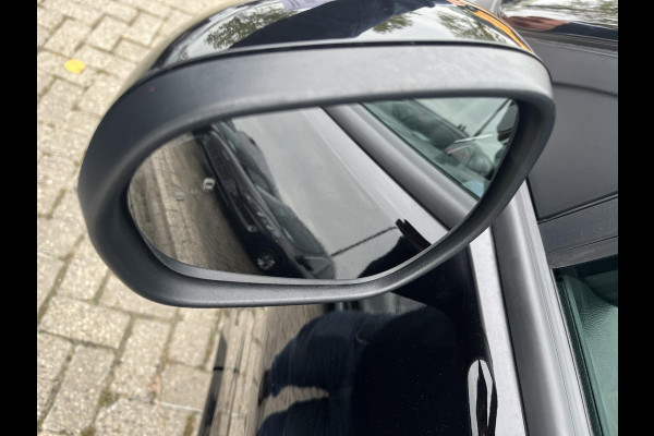 Ford Puma 1.0 EcoBoost Hybrid ST-Line X 125pk | Driver Assistance Pack | Matrix Led Koplampen | Winterpack | All Weather banden | Panorama dak Ford Puma 1.0 EcoBoost Hybrid ST-Line X 125pk | Driver Assistance Pack | Matrix Led Koplampen | Winterpack | All Weather banden | Panorama dak