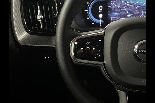 Volvo XC60 B4 Plus Dark Adapt. cruise | Stoel-/Stuurverwarming | Pilot assist | Memory seats | Google Maps | Carplay