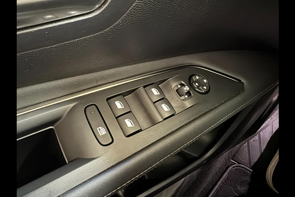 Peugeot 3008 1.2 PureTech Blue Lease Premium AUTOMAAT CAMERA CARPLAY HALF LEDER Peugeot 3008 1.2 PureTech Blue Lease Premium AUTOMAAT CAMERA CARPLAY HALF LEDER