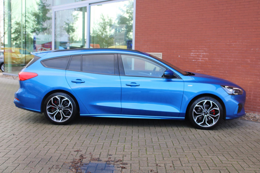 Ford FOCUS Wagon 1.0 EcoBoost Hybrid ST Line X 155pk | Winter Pack | AGR-stoelen | Bang&Olufsen | Adaptive LED | Adaptive cruise control | Elektrische achterklep | Achteruitrijcamera Ford FOCUS Wagon 1.0 EcoBoost Hybrid ST Line X 155pk | Winter Pack | AGR-stoelen | Bang&Olufsen | Adaptive LED | Adaptive cruise control | Elektrische achterklep | Achteruitrijcamera