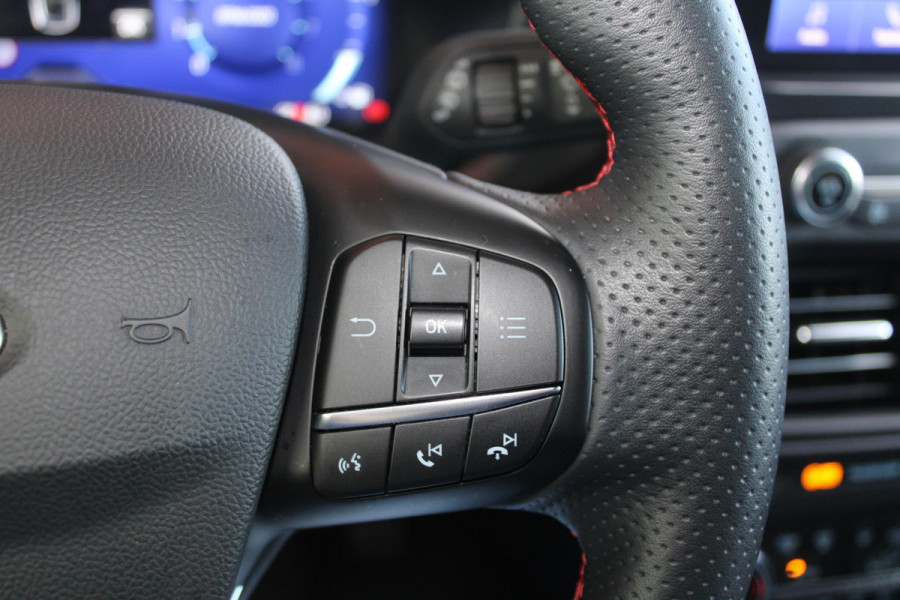 Ford FOCUS Wagon 1.0 EcoBoost Hybrid ST Line X 155pk | Winter Pack | AGR-stoelen | Bang&Olufsen | Adaptive LED | Adaptive cruise control | Elektrische achterklep | Achteruitrijcamera Ford FOCUS Wagon 1.0 EcoBoost Hybrid ST Line X 155pk | Winter Pack | AGR-stoelen | Bang&Olufsen | Adaptive LED | Adaptive cruise control | Elektrische achterklep | Achteruitrijcamera