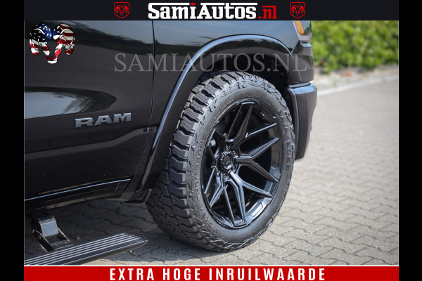Dodge Ram 1500 Limited Night H.O 540HP 706Nm | Massage + Full Option | De Meest Luxe en Volle Pick-Up in zijn Klasse | Comfortabele Dubbele Cabine met Royale 5 Zitplaatsen | BPM vrij | Nu Leverbaar uit Voorraad | Voorraad Nr 2329 - 5135