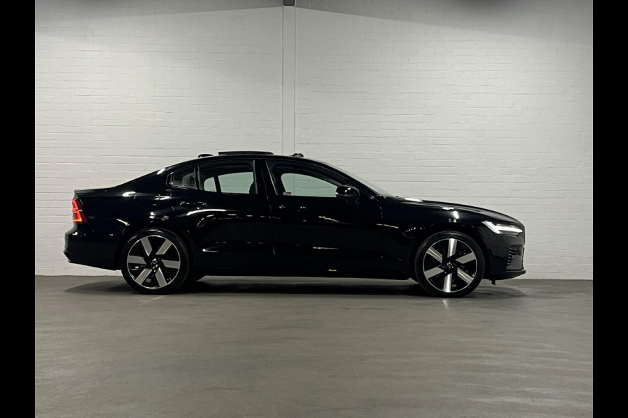 Volvo S60 2.0 Recharge T8 AWD Ultimate Dark *455 PK* | Massage | Open dak | Bowers & Wilkins | Adapt. cruise | Stoelventilatie & Stoelverwarming Volvo S60 2.0 Recharge T8 AWD Ultimate Dark *455 PK* | Massage | Open dak | Bowers & Wilkins | Adapt. cruise | Stoelventilatie & Stoelverwarming