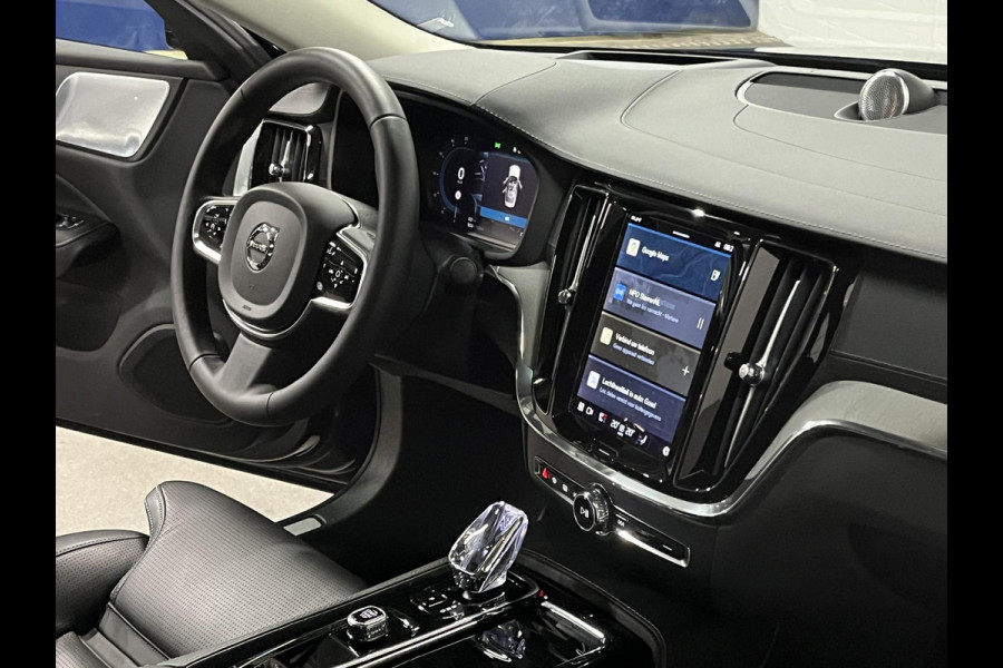 Volvo S60 2.0 Recharge T8 AWD Ultimate Dark *455 PK* | Massage | Open dak | Bowers & Wilkins | Adapt. cruise | Stoelventilatie & Stoelverwarming Volvo S60 2.0 Recharge T8 AWD Ultimate Dark *455 PK* | Massage | Open dak | Bowers & Wilkins | Adapt. cruise | Stoelventilatie & Stoelverwarming