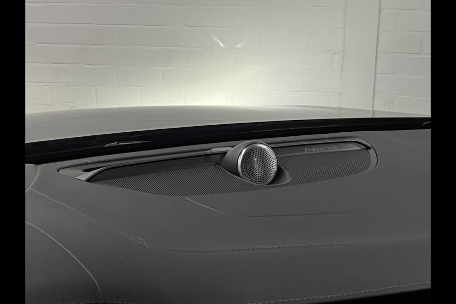 Volvo S60 2.0 Recharge T8 AWD Ultimate Dark *455 PK* | Massage | Open dak | Bowers & Wilkins | Adapt. cruise | Stoelventilatie & Stoelverwarming Volvo S60 2.0 Recharge T8 AWD Ultimate Dark *455 PK* | Massage | Open dak | Bowers & Wilkins | Adapt. cruise | Stoelventilatie & Stoelverwarming