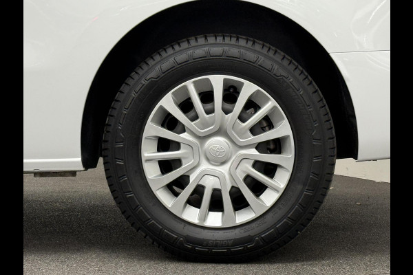 Toyota PROACE Electric Worker Professional Extra Range 75 kWh Toyota PROACE Electric Worker Professional Extra Range 75 kWh