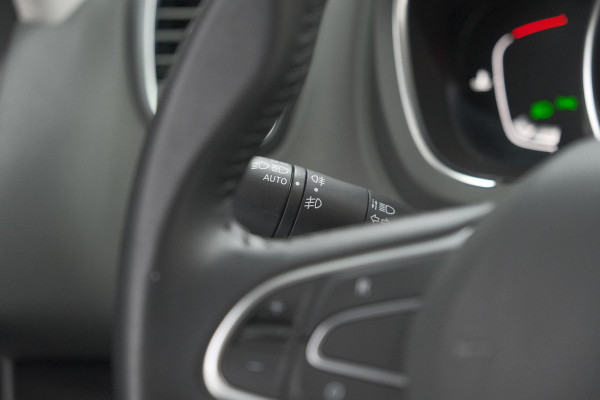 Renault Scénic TCe 140 EDC Limited | Camera | Stoelverwarming | Navigatie | Apple Carplay Renault Scénic TCe 140 EDC Limited | Camera | Stoelverwarming | Navigatie | Apple Carplay