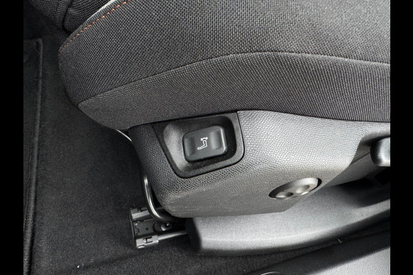 Peugeot 3008 1.2 PureTech Blue Lease Active NL AUTO | CAMERA | TREKHAAK | CARPLAY |