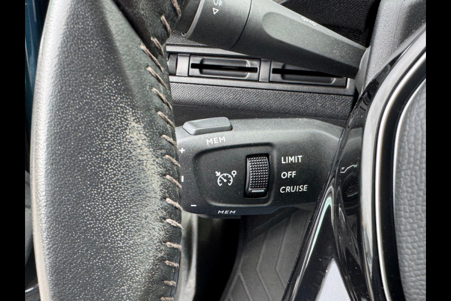 Peugeot 3008 1.2 PureTech Blue Lease Active NL AUTO | CAMERA | TREKHAAK | CARPLAY |