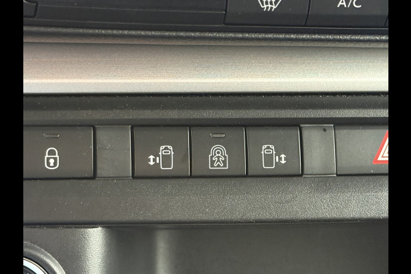 Peugeot e-Traveller 75 kWh Business VIP / PRIJS INCL BTW /**7.401 KM**/ FULL ELECTRIC / 6-PERSOONS / 2x SCHUIFDEUR / LEDER / MASSAGE......