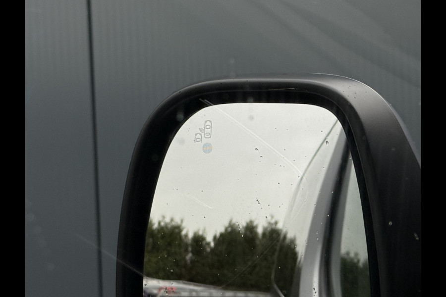 Peugeot e-Traveller 75 kWh Business VIP / PRIJS INCL BTW /**7.401 KM**/ FULL ELECTRIC / 6-PERSOONS / 2x SCHUIFDEUR / LEDER / MASSAGE......