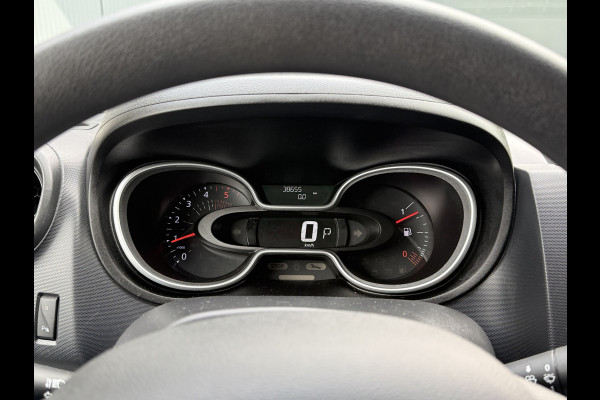 Renault Trafic 2.0 dCi 145 PK AUTOMAAT / L1H1 / 2x SCHUIFDEUR / TREKHAAK / AIRCO / CRUISE / 3-ZITS / LED Renault Trafic 2.0 dCi 145 PK AUTOMAAT / L1H1 / 2x SCHUIFDEUR / TREKHAAK / AIRCO / CRUISE / 3-ZITS / LED