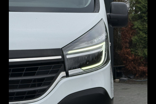 Renault Trafic 2.0 dCi 145 PK AUTOMAAT / L1H1 / 2x SCHUIFDEUR / TREKHAAK / AIRCO / CRUISE / 3-ZITS / LED Renault Trafic 2.0 dCi 145 PK AUTOMAAT / L1H1 / 2x SCHUIFDEUR / TREKHAAK / AIRCO / CRUISE / 3-ZITS / LED