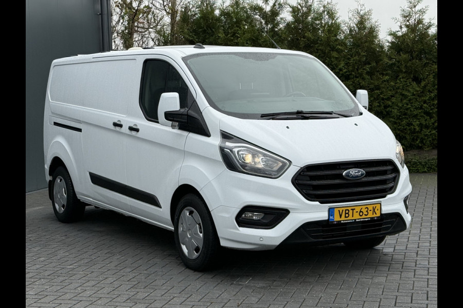Ford Transit Custom 2.0 TDCI 130 PK AUTOMAAT / L2H1 / TREND / TREKHAAK / CRUISE / CAMERA / NAVI / LED